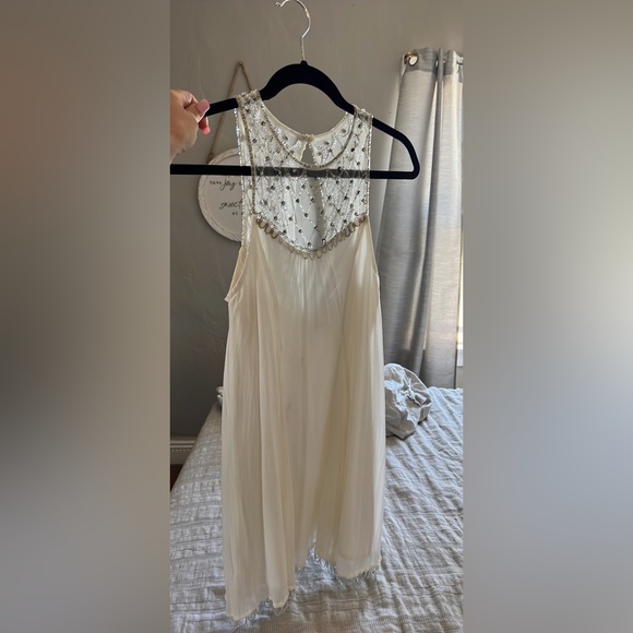 kimchi blue beaded dress | Dresses | Urban Outfitters Kimchi Blue White Xs Color:WHEAT